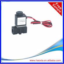 Tamaño pequeño 2P025-08 Válvula solenoide de plástico 24v